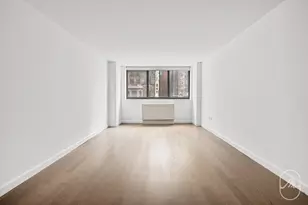 561 10th Ave, New York City, NY 10036 - Photo 4