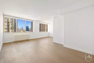 561 10th Ave, New York City, NY 10036 - Photo 2