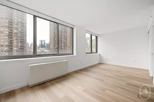 561 10th Ave, New York City, NY 10036 - Photo 4