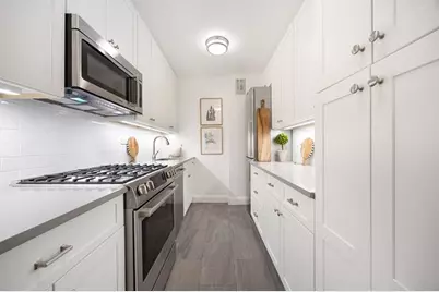 250 E 87th Street #26-E, New York City, NY 10128 - Photo 6