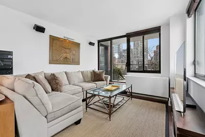 343 E 74th Street #15D, New York City, NY 10021 - Photo 2