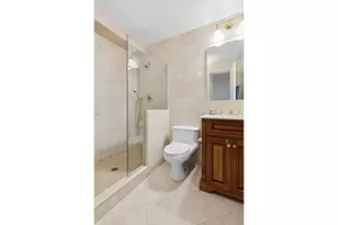 200 E 57th St, New York City, NY 10022 - Photo 6