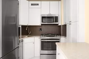 245 E 24th St, New York City, NY 10010 - Photo 4