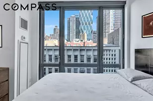 310 W 52nd St, New York City, NY 10019 - Photo 6