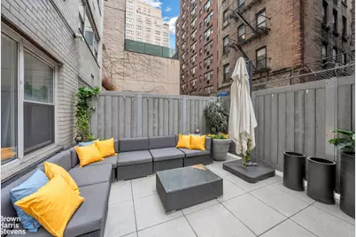 321 E 48th Street #1L, New York City, NY 10017 - Photo 1