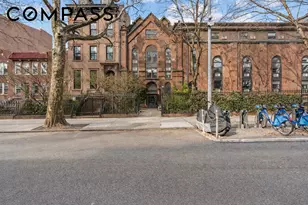 450 Clinton St, New York City, NY 11231 - Photo 12