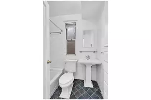 333 E 53rd St, New York City, NY 10022 - Photo 10