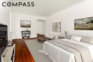 310 W 55th St, New York City, NY 10019 - Photo 2