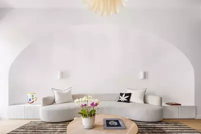 346 W 22nd Street #2, New York City, NY 10011 - Photo 1