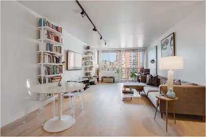 245 E 93rd Street #25F, New York City, NY 10128 - Photo 2