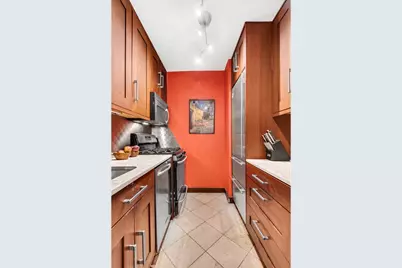 245 E 93rd Street #25F, New York City, NY 10128 - Photo 4