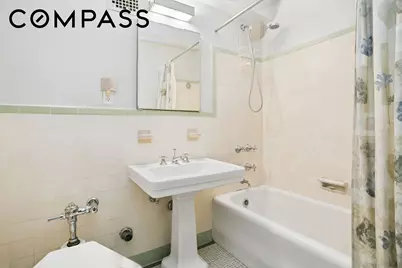 2 Beekman Place #12D, New York City, NY 10022 - Photo 4