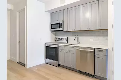 46-32 Vernon Boulevard #2L, Long Island City, NY 11101 - Photo 1