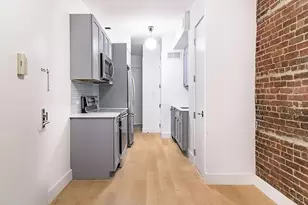 46-32 Vernon Blvd, Long Island City, NY 11101 - Photo 2