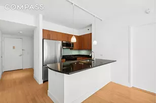 242 E 25th St, New York, NY 10010 - Photo 4