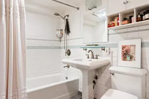 220 E 5th St, New York, NY 10003 - Photo 8