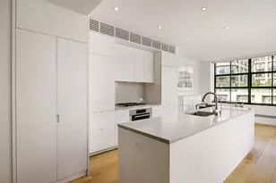 456 W 19th St, New York City, NY 10011 - Photo 4