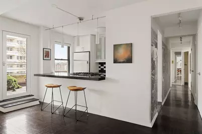 55 E 9th Street #10G, New York, NY 10003 - Photo 6
