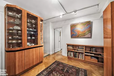 4 E 70th Street #7C, New York City, NY 10021 - Photo 6