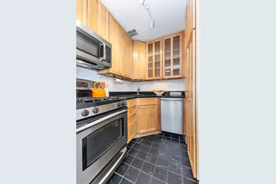 214 Riverside Drive #202/203, New York, NY 10025 - Photo 6