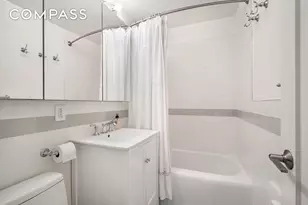 501 E 79th St, New York, NY 10075 - Photo 8