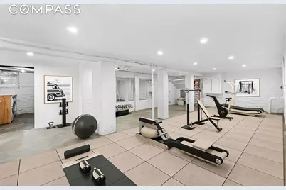 792 E 21st Street, New York City, NY 11210 - Photo 24