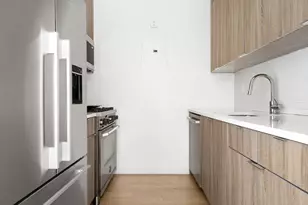 345 E 94th St, New York, NY 10128 - Photo 4