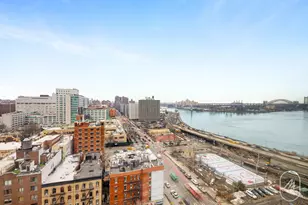 345 E 94th St, New York, NY 10128 - Photo 2