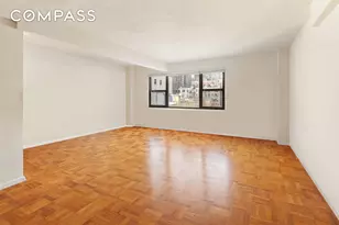 335 E 51st St, New York City, NY 10022 - Photo 2