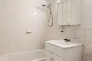 335 E 51st St, New York City, NY 10022 - Photo 8