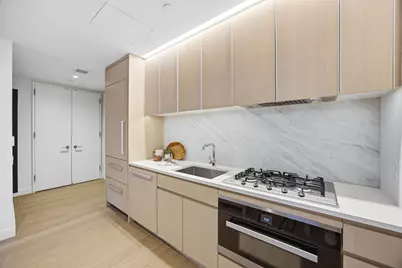 500 W 45th Street #307, New York, NY 10036 - Photo 10