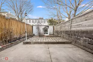 323 Carroll St, New York City, NY 11231 - Photo 14