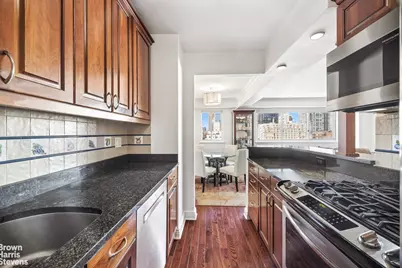 401 E 65th Street #15C, New York City, NY 10065 - Photo 6