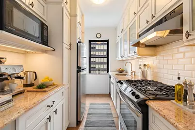 440 E 62nd Street #9F, New York City, NY 10065 - Photo 22