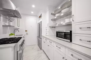 400 E 56th St, New York City, NY 10022 - Photo 4