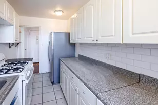 80 Knolls Crescent, New York City, NY 10463 - Photo 8
