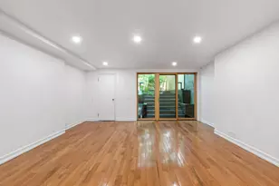 61 W 69th St, New York City, NY 10023 - Photo 8