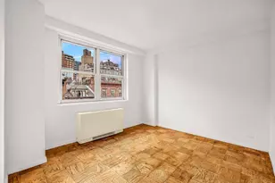 360 W 22nd St, New York, NY 10011 - Photo 12