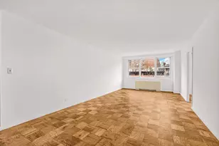 360 W 22nd St, New York City, NY 10011 - Photo 2