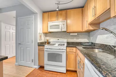 837 Washington Avenue #5L, New York City, NY 10451 - Photo 6