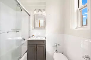 70 Remsen St, New York City, NY 11201 - Photo 8