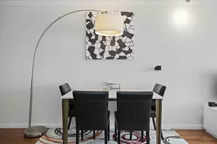 305 E 24th St, New York City, NY 10010 - Photo 4
