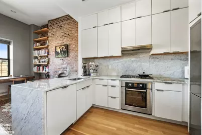 192 Lenox Avenue #PHA, New York City, NY 10026 - Photo 2