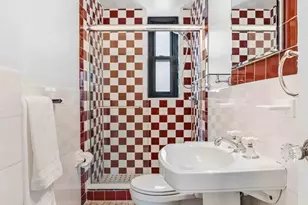 250 W 103rd St, New York City, NY 10025 - Photo 4