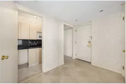160 Central Park S #2415/16, New York City, NY 10019 - Photo 6