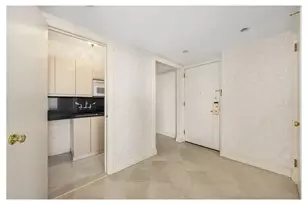 160 Central Park S, New York City, NY 10019 - Photo 2