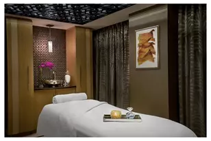 160 Central Park S, New York City, NY 10019 - Photo 16