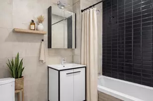 364 Harman St, New York City, NY 11237 - Photo 4