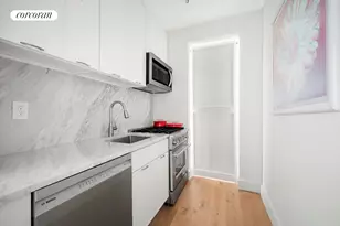 155 W 20th St, New York City, NY 10011 - Photo 4