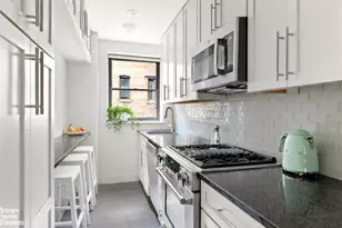 49 E 96th St, New York City, NY 10128 - Photo 4